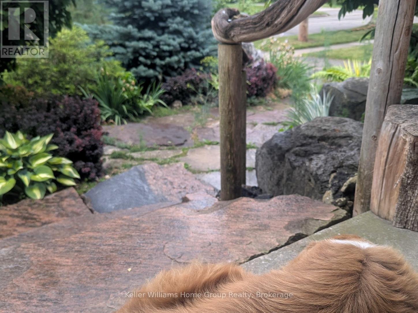 Upper - 34 Julia Drive, Guelph, Ontario  N1H 5W1 - Photo 23 - X12740182