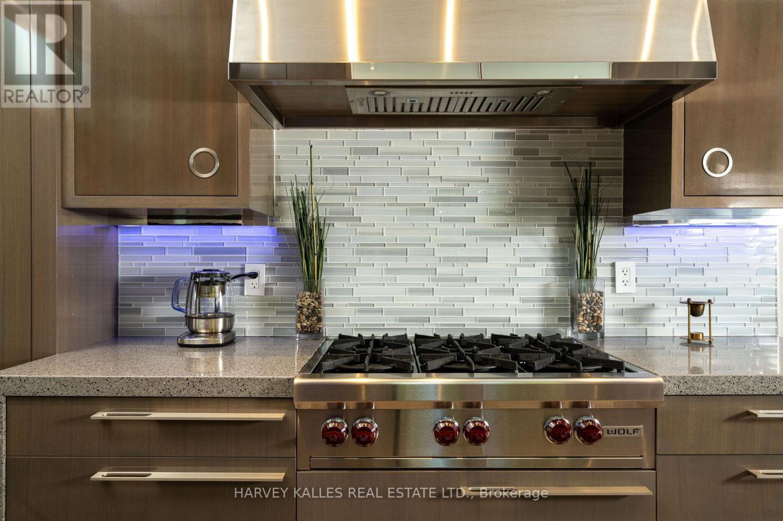 3 Oakbank Road, Vaughan, Ontario  L4J 2B8 - Photo 14 - N12740300