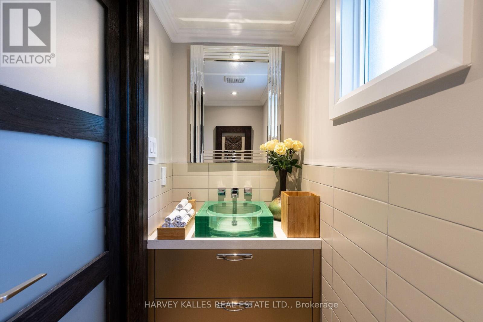 3 Oakbank Road, Vaughan, Ontario  L4J 2B8 - Photo 16 - N12740300