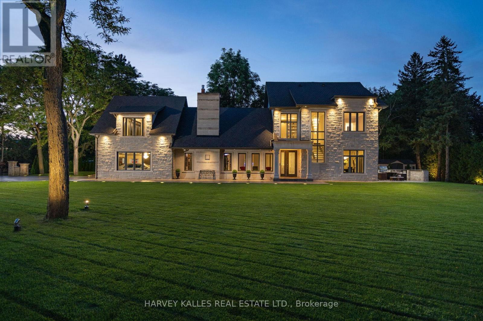 3 OAKBANK ROAD, Vaughan, Ontario