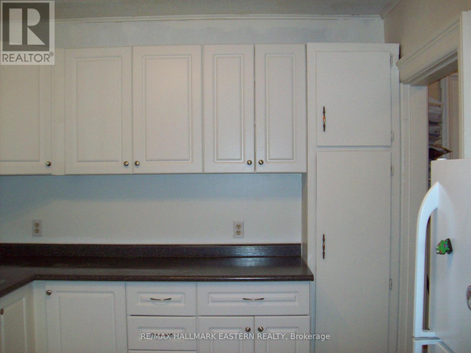 378 Stewart Street, Peterborough, Ontario  K9H 4B1 - Photo 5 - X12740408