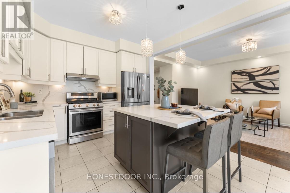 986 Farmstead Drive, Milton, Ontario  L9T 8J1 - Photo 13 - W12740740