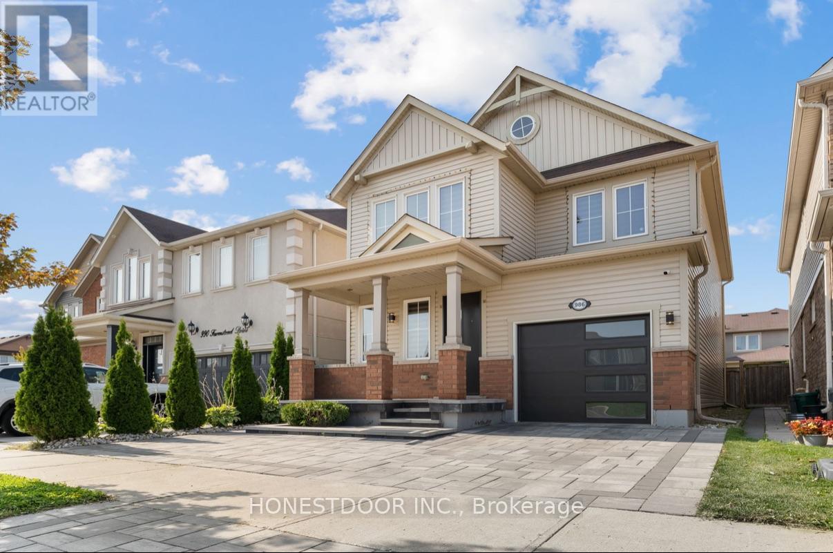 986 Farmstead Drive, Milton, Ontario  L9T 8J1 - Photo 31 - W12740740