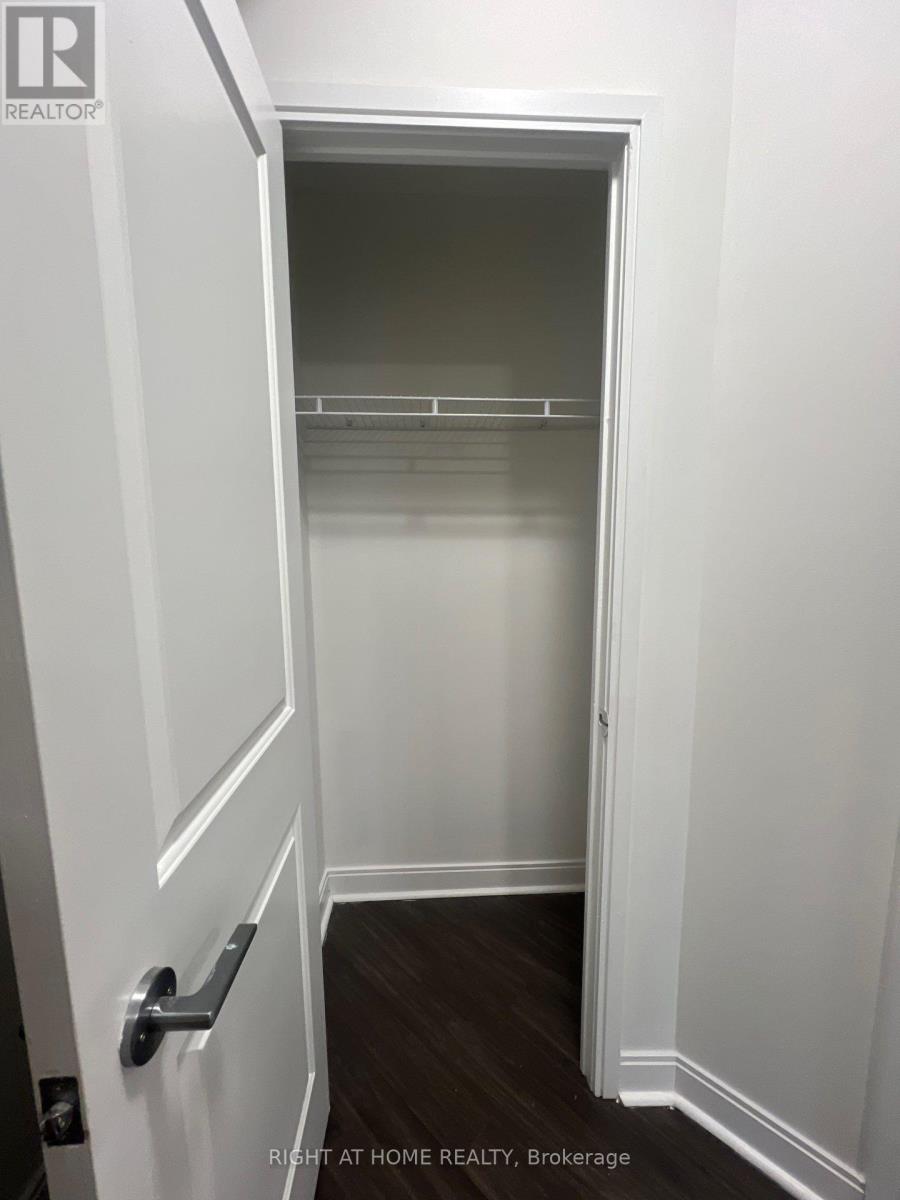 1107 - 90 Absolute Avenue, Mississauga, Ontario  L4Z 0A3 - Photo 12 - W12740750