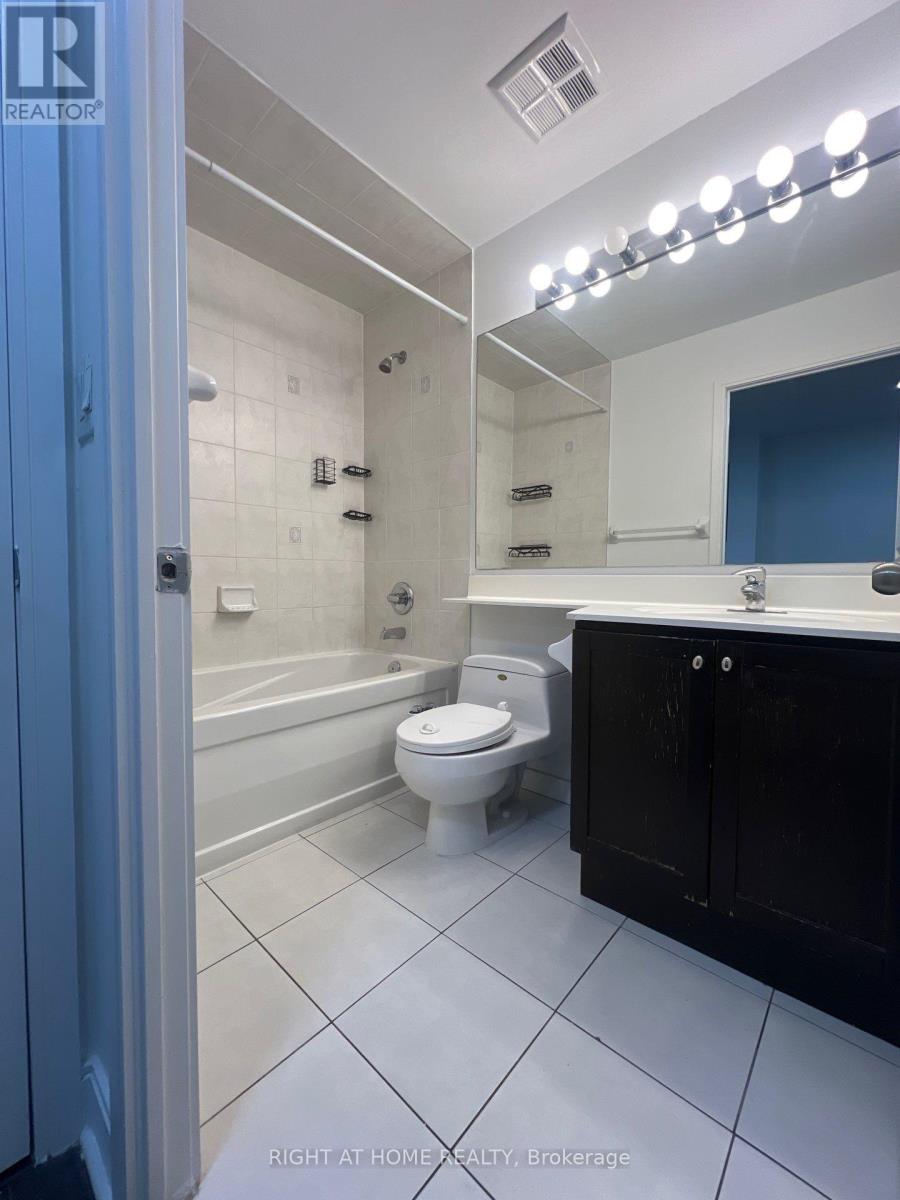 1107 - 90 Absolute Avenue, Mississauga, Ontario  L4Z 0A3 - Photo 7 - W12740750