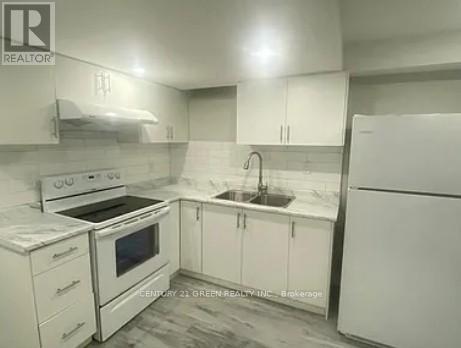 Bsmt - 24 Baby Pointe Trail, Brampton, Ontario  L7A 0W3 - Photo 4 - W12740752