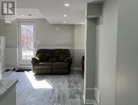 Bsmt - 24 Baby Pointe Trail, Brampton, Ontario  L7A 0W3 - Photo 6 - W12740752