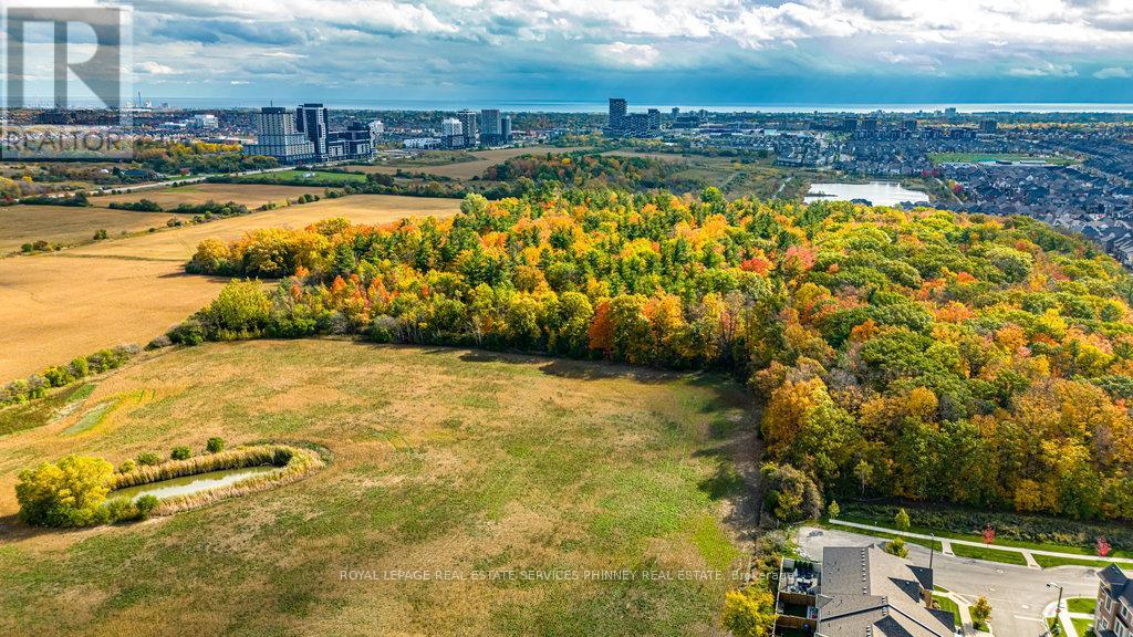 124 Stork Street, Oakville, Ontario  L6H 0X8 - Photo 27 - W12740768