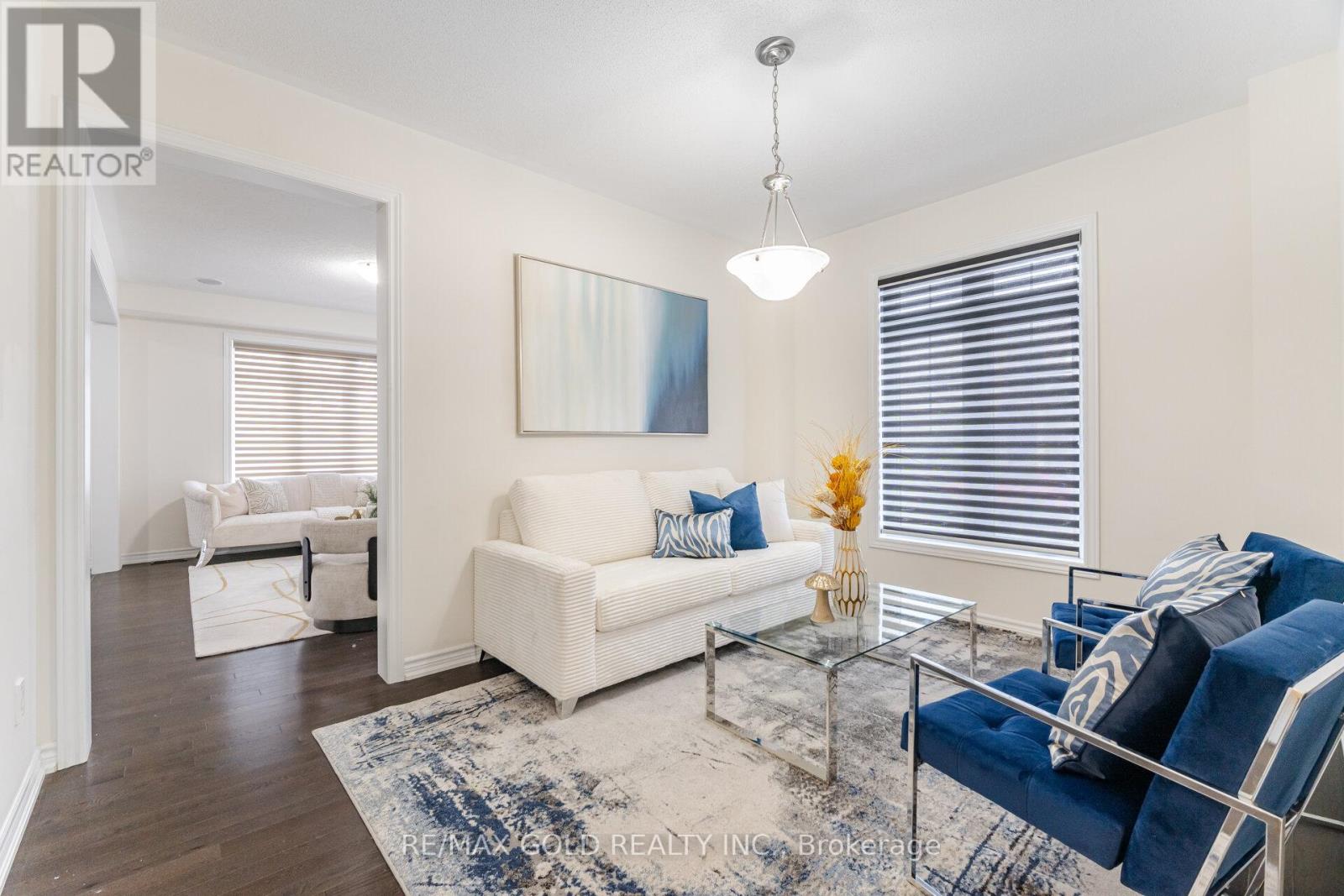 10 Thornvalley Terrace, Caledon, Ontario  L7C 4H9 - Photo 10 - W12740776