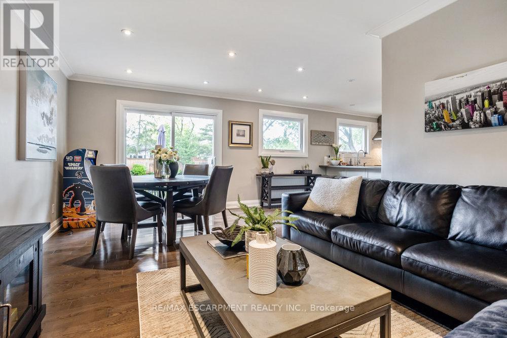 1491 Venta Avenue, Mississauga, Ontario  L4X 1C9 - Photo 6 - W12740780