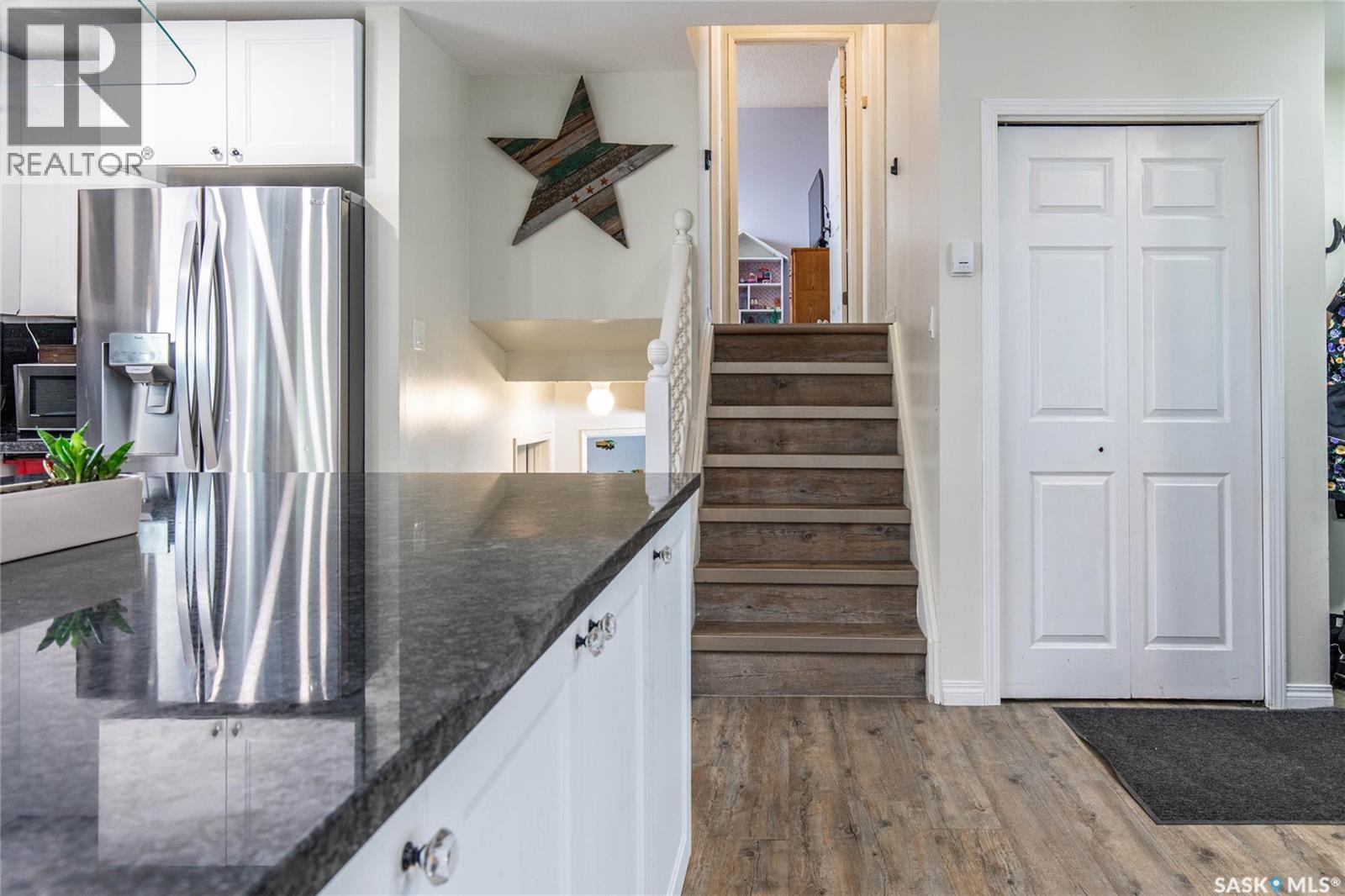 1266 Maybery Crescent, Moose Jaw, Saskatchewan  S6H 7B4 - Photo 17 - SK025638