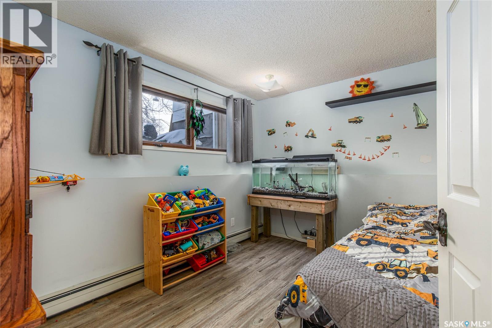 1266 Maybery Crescent, Moose Jaw, Saskatchewan  S6H 7B4 - Photo 26 - SK025638