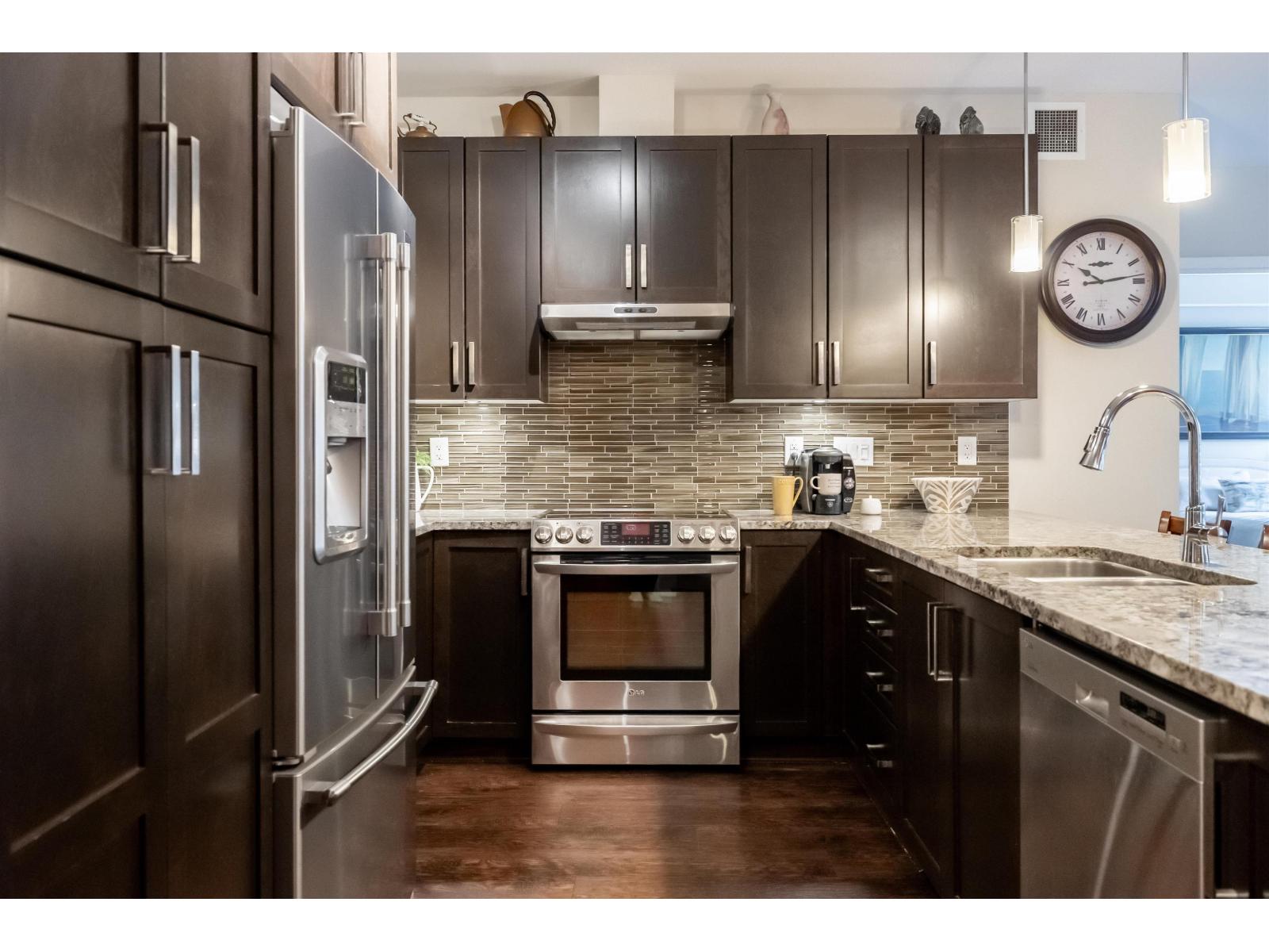 112 6480 194 Street, Surrey, British Columbia V4N 6J9 - Photo 4 - R3084664