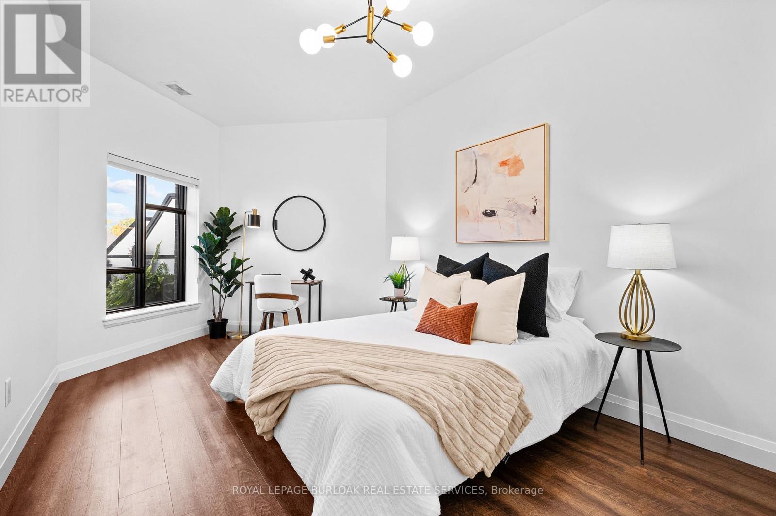 111 - 30 Hamilton Street S, Hamilton, Ontario  L0R 2H0 - Photo 12 - X12740772