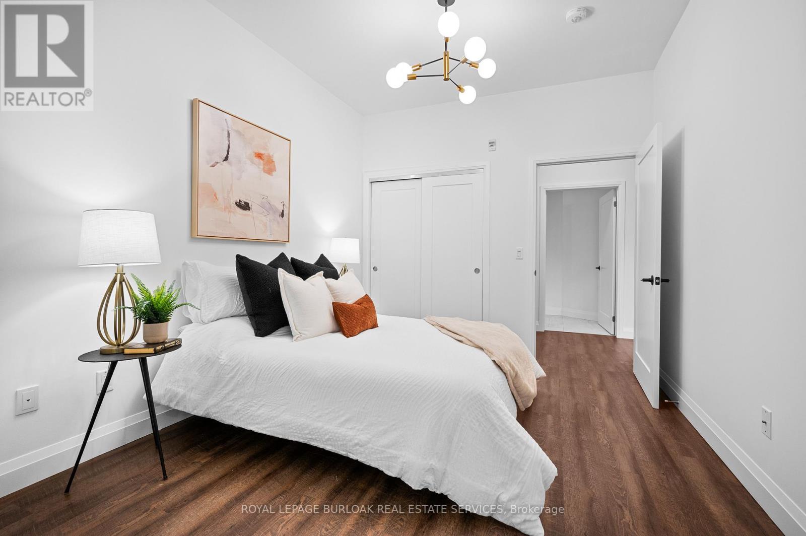 111 - 30 Hamilton Street S, Hamilton, Ontario  L0R 2H0 - Photo 14 - X12740772