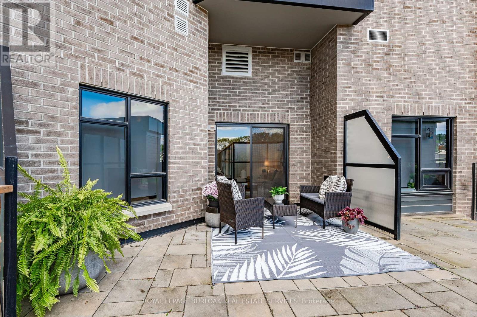 111 - 30 Hamilton Street S, Hamilton, Ontario  L0R 2H0 - Photo 18 - X12740772