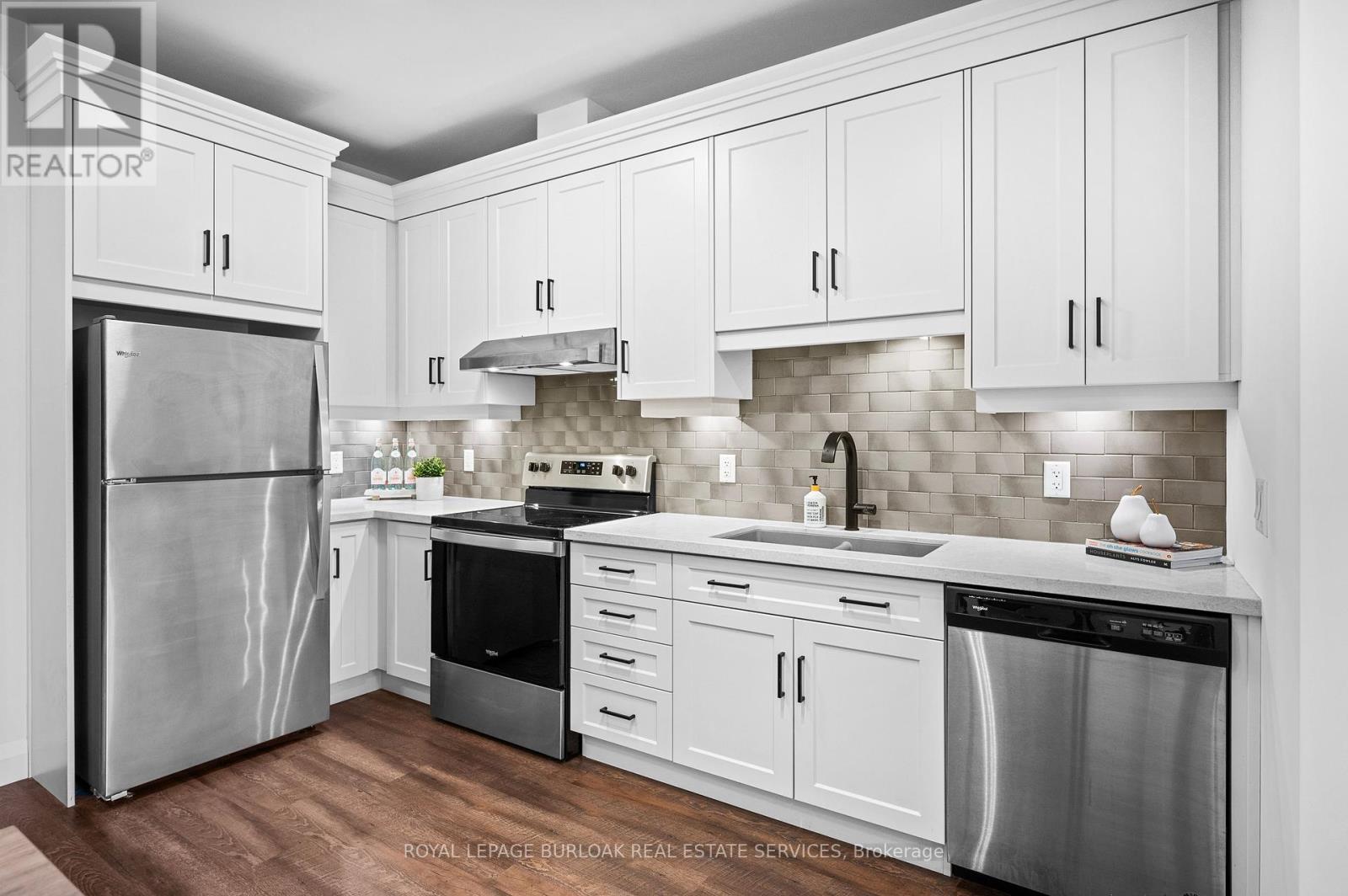 111 - 30 Hamilton Street S, Hamilton, Ontario  L0R 2H0 - Photo 5 - X12740772