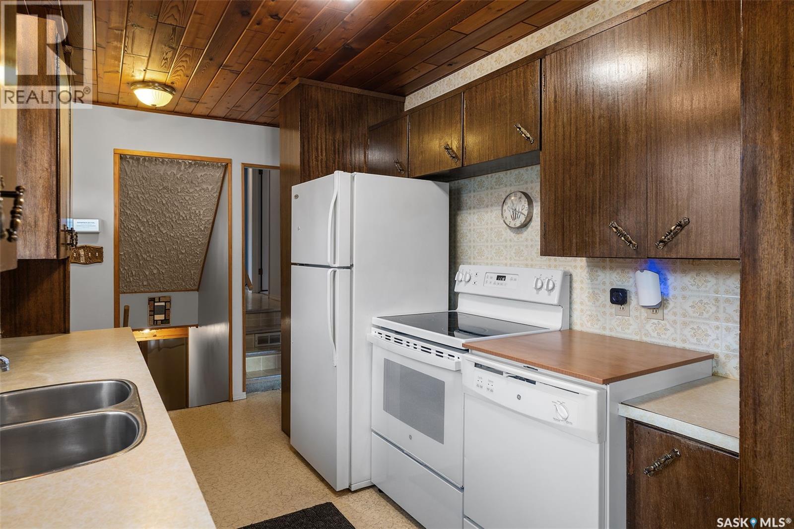 1513 G Avenue N, Saskatoon, Saskatchewan  S7L 2B1 - Photo 9 - SK027548