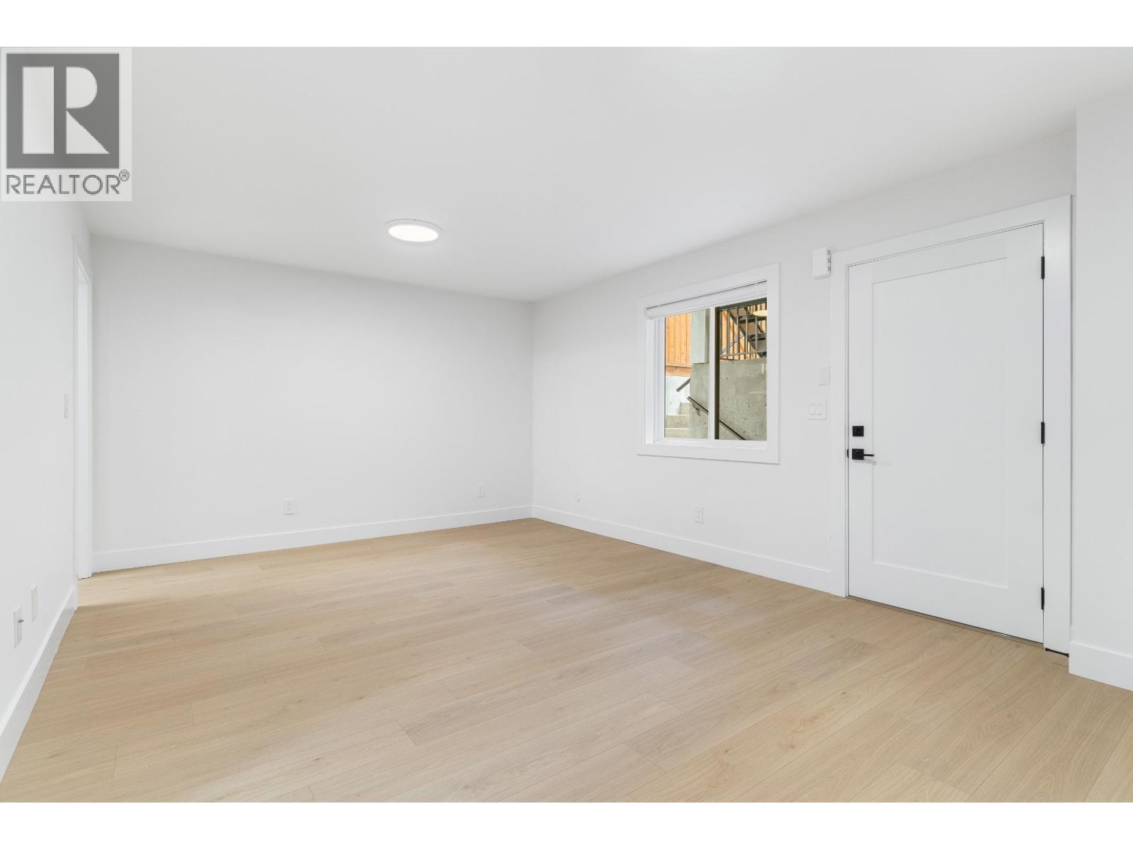 2 7822 Goodlad Street, Burnaby, British Columbia  V5E 2H6 - Photo 28 - R3084142