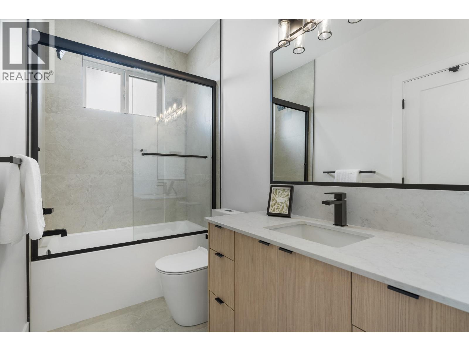 2 7822 Goodlad Street, Burnaby, British Columbia  V5E 2H6 - Photo 26 - R3084142