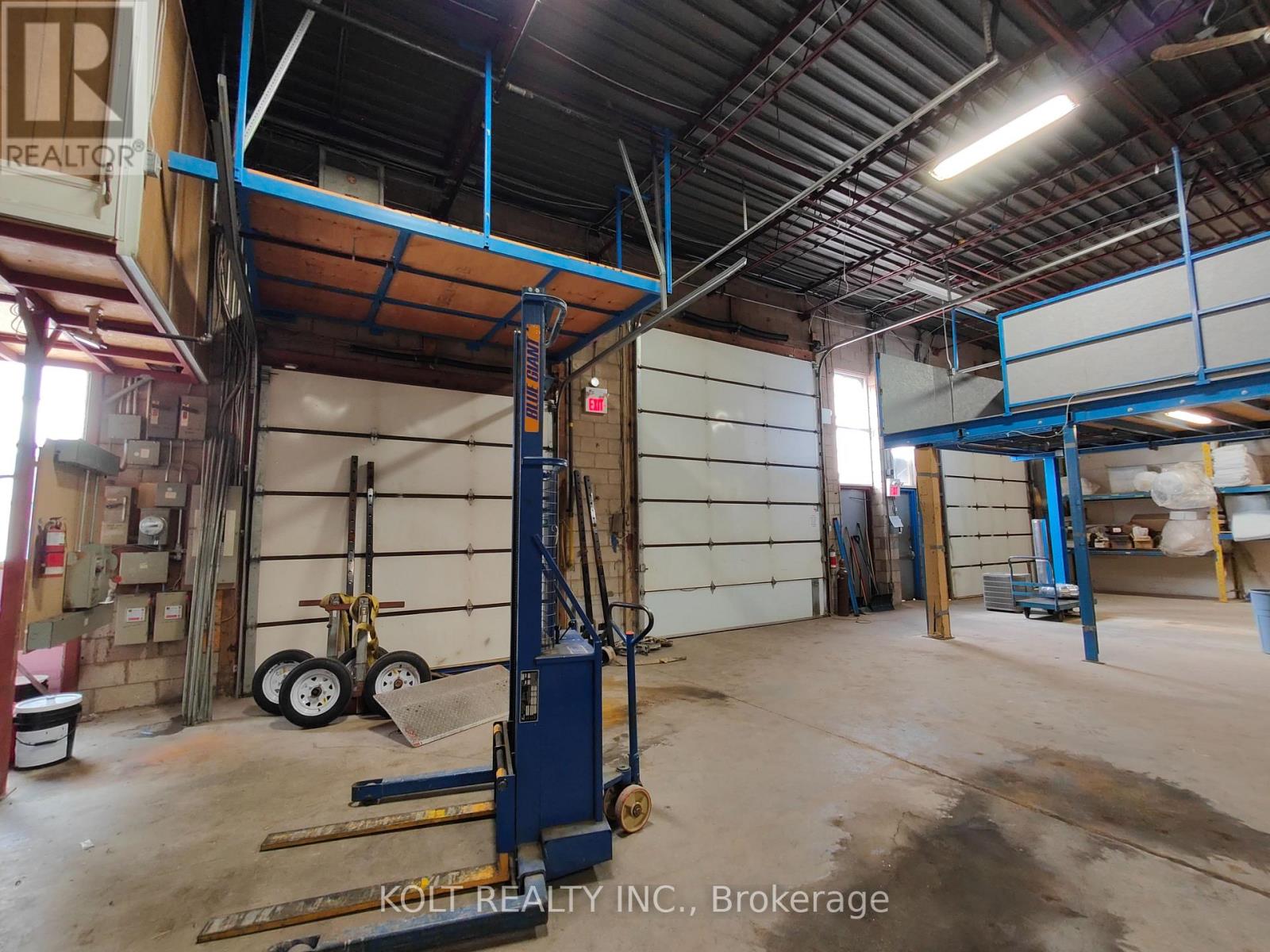 13-15 - 80 Esna Park Drive, Markham, Ontario  L3R 2R6 - Photo 11 - N12686422