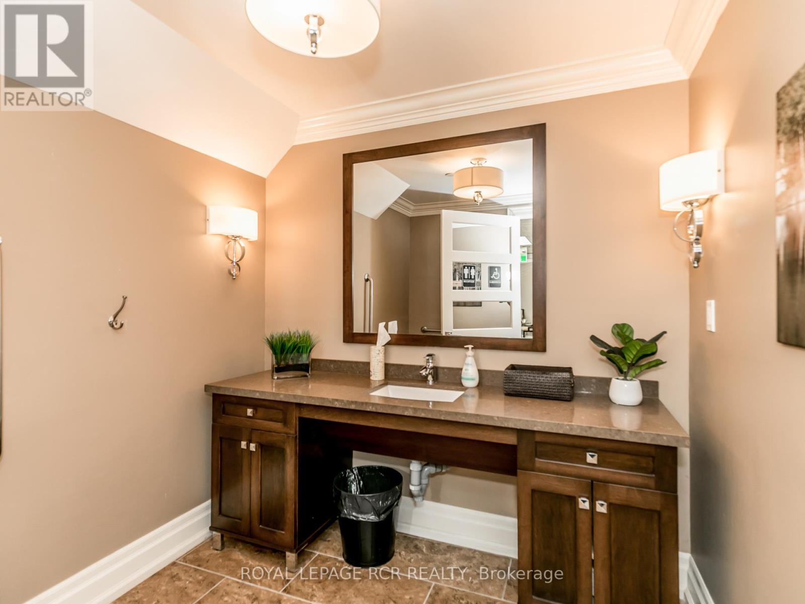 6 & 7 - 350 Harry Walker Parkway N, Newmarket, Ontario  L3Y 8L3 - Photo 21 - N12740206