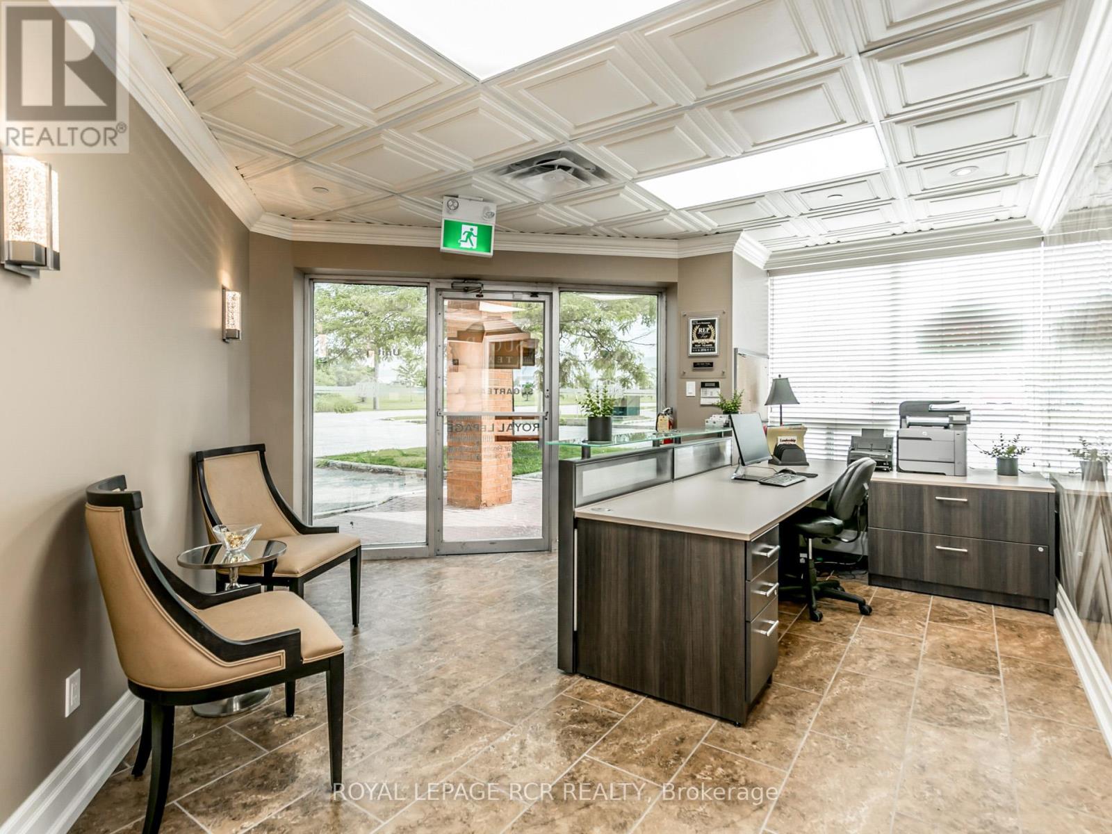 6 & 7 - 350 Harry Walker Parkway N, Newmarket, Ontario  L3Y 8L3 - Photo 7 - N12740206