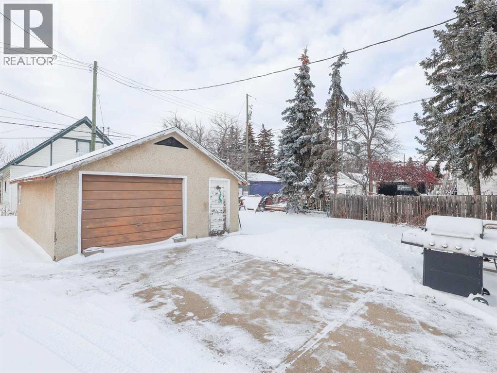 4716 51 Street, Stettler, Alberta  T4K 1J5 - Photo 40 - A2275629