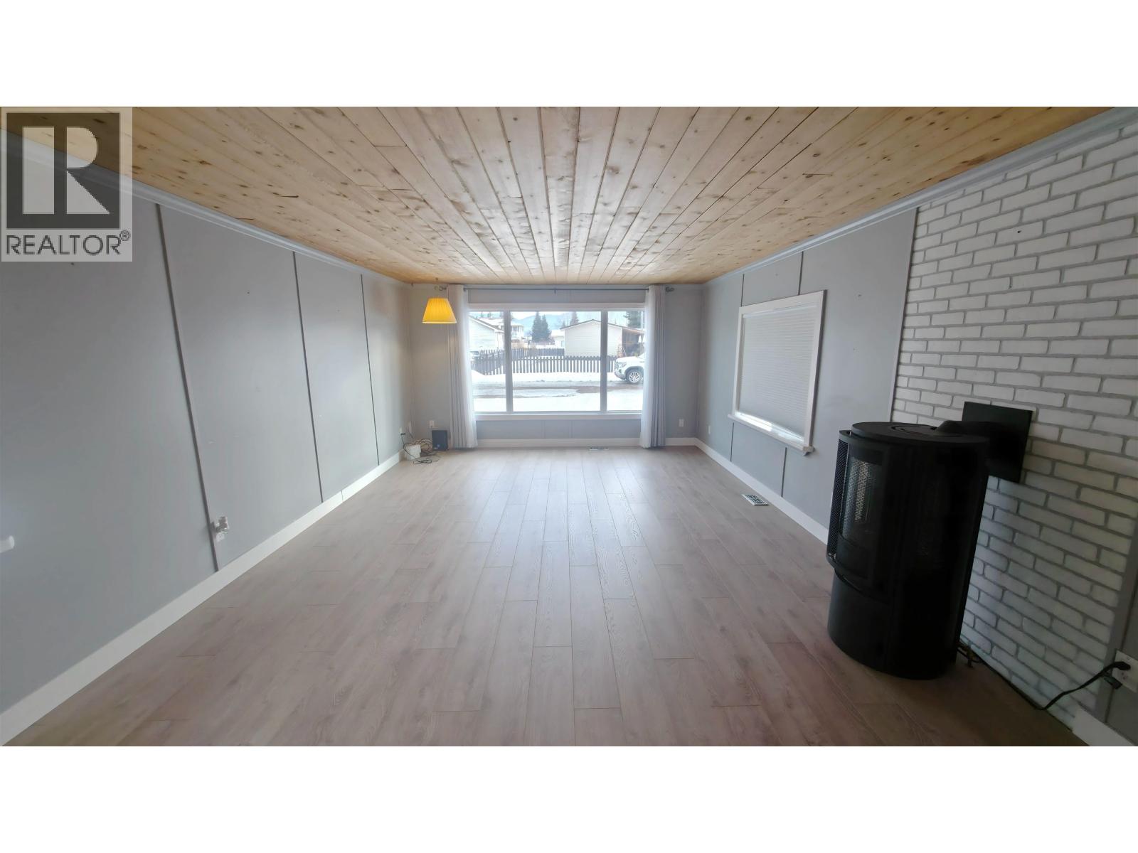 3293 5th Street, Houston, British Columbia  V0J 1Z0 - Photo 11 - R3084645