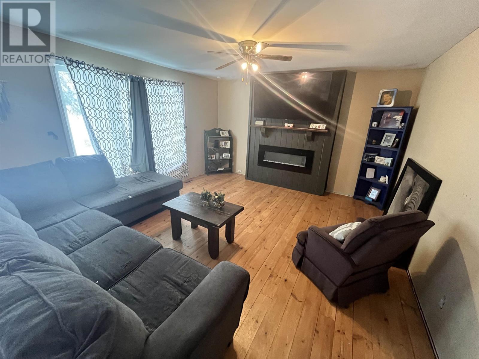 25 Balsam Avenue, Ear Falls, Ontario  P0V 1T0 - Photo 5 - TB2600133