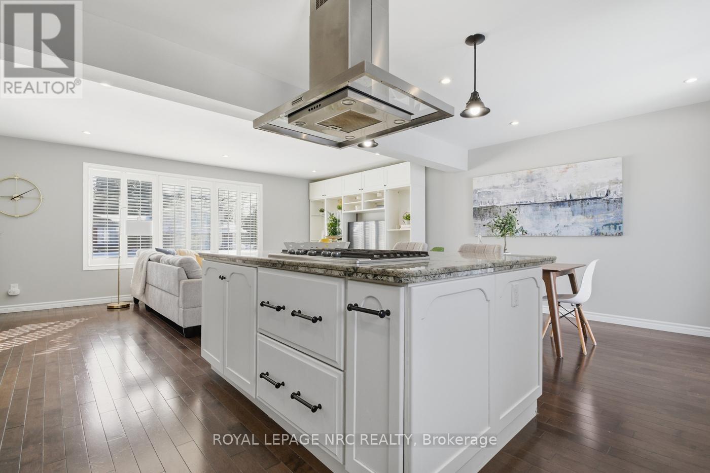 29 Beachview Drive, St. Catharines, Ontario  L2N 3W4 - Photo 14 - X12740794