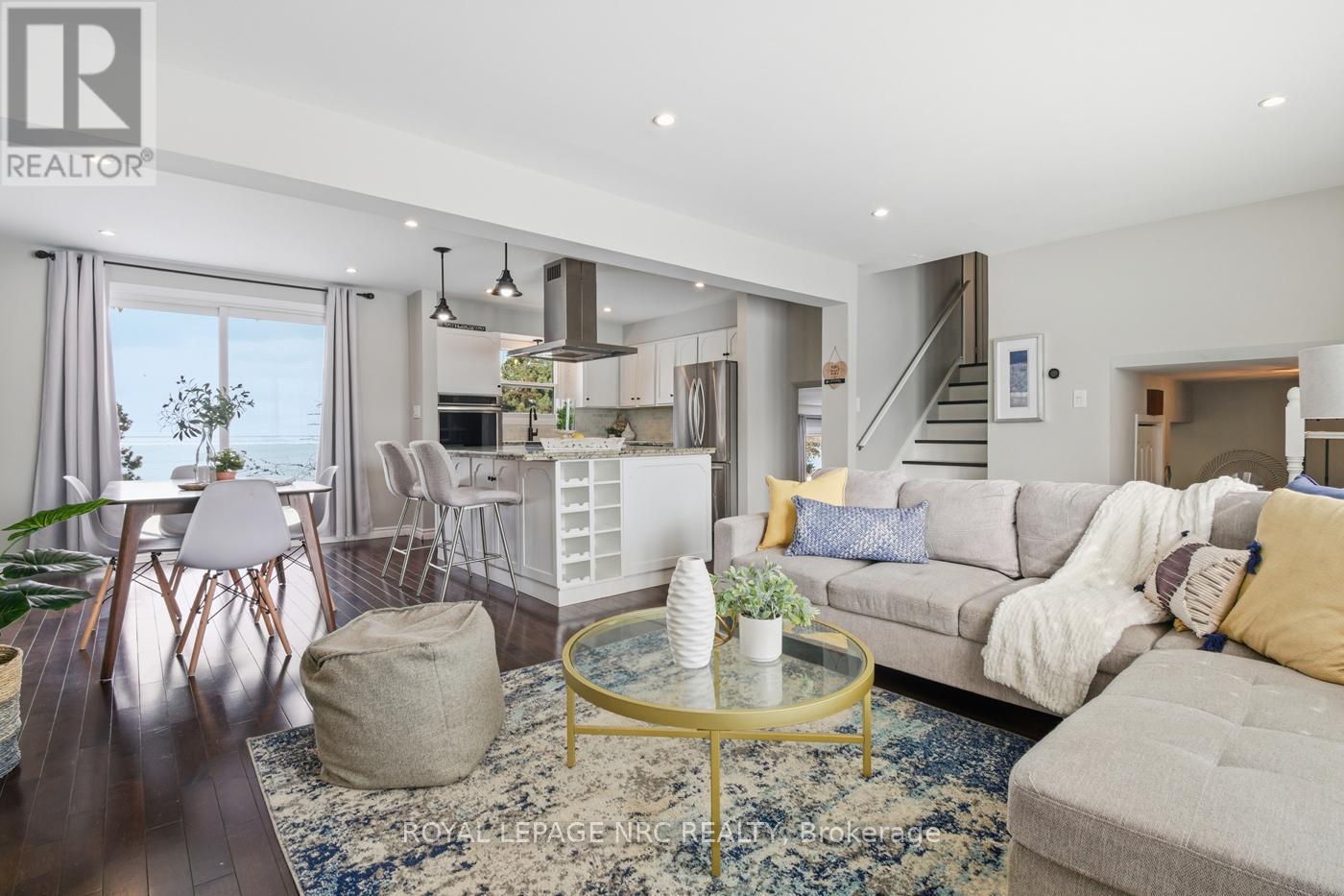 29 Beachview Drive, St. Catharines, Ontario  L2N 3W4 - Photo 6 - X12740794