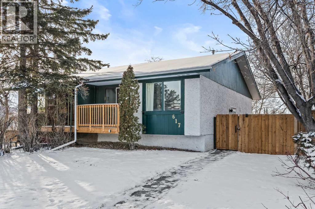 617 Albert Street Se, Airdrie, Alberta  T4B 1G7 - Photo 2 - A2278986