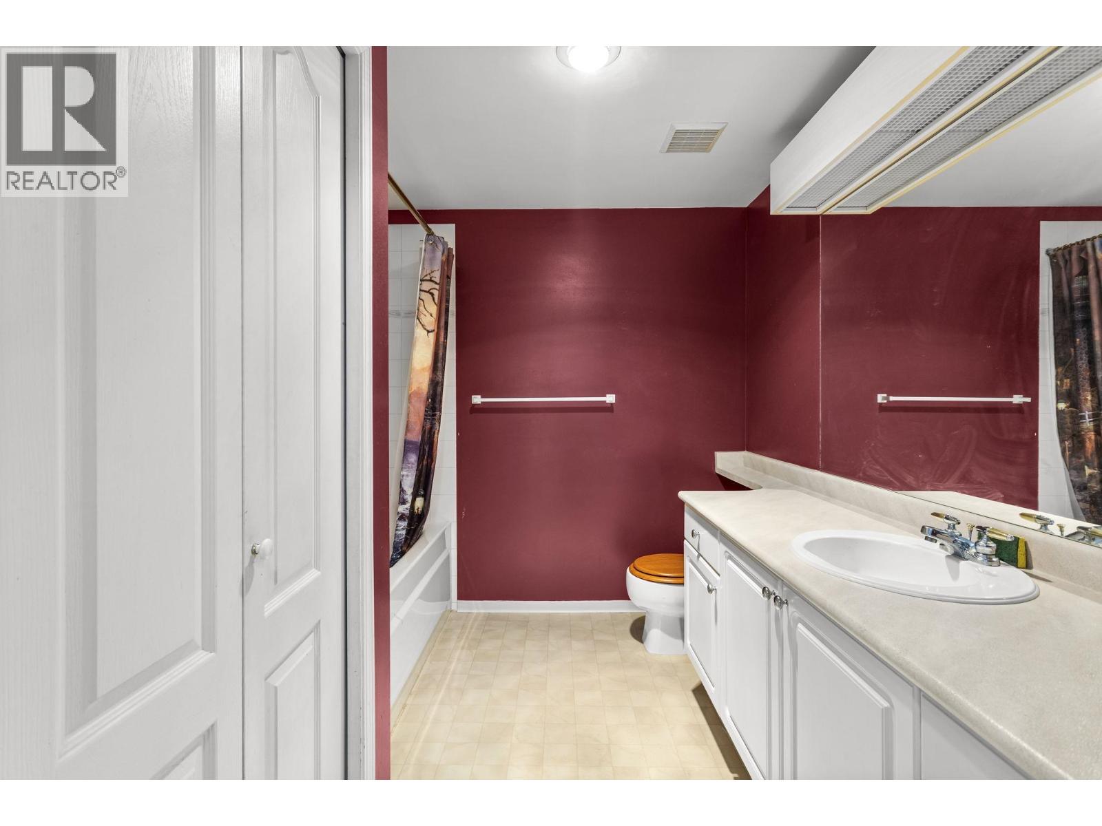 215 2968 Burlington Drive, Coquitlam, British Columbia  V3B 7S6 - Photo 19 - R3084699