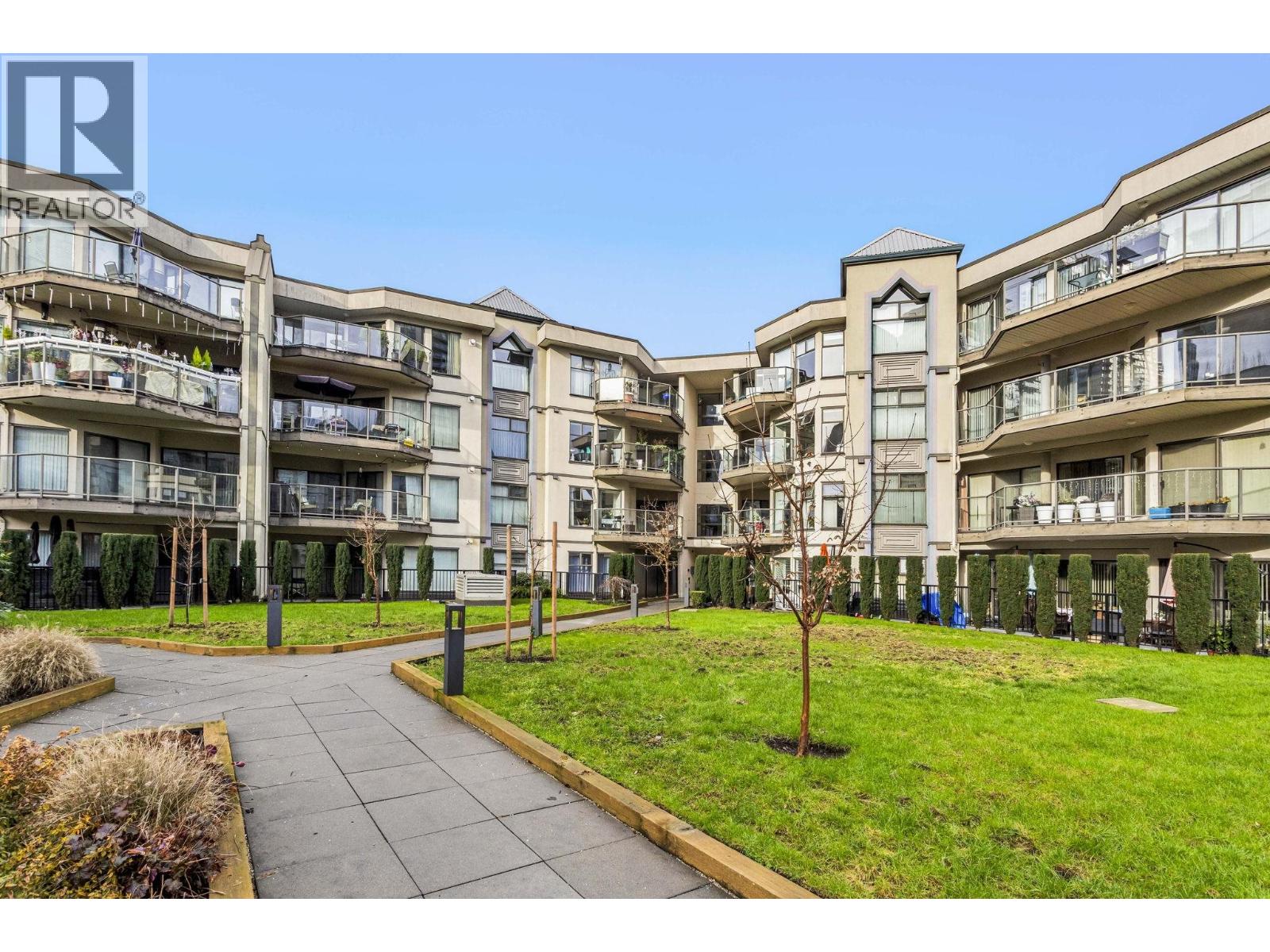 215 2968 Burlington Drive, Coquitlam, British Columbia  V3B 7S6 - Photo 3 - R3084699