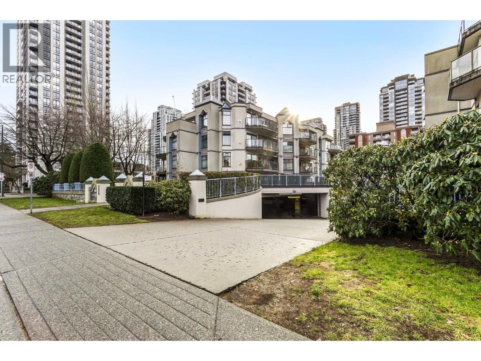 215 2968 Burlington Drive, Coquitlam, British Columbia  V3B 7S6 - Photo 32 - R3084699