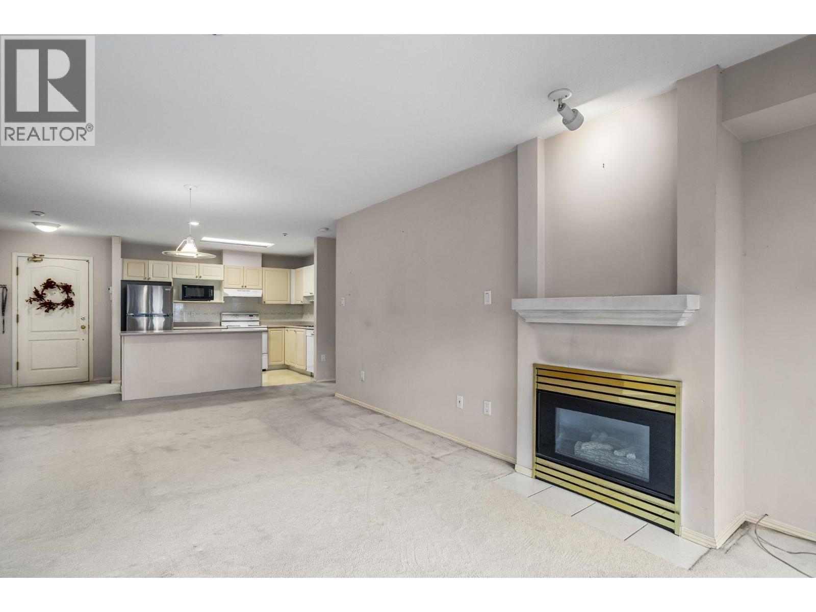 215 2968 Burlington Drive, Coquitlam, British Columbia  V3B 7S6 - Photo 9 - R3084699