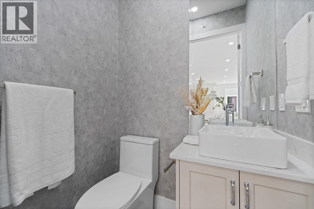 1 2447 E 41st Avenue, Vancouver, British Columbia  V5R 2W2 - Photo 23 - R3084725