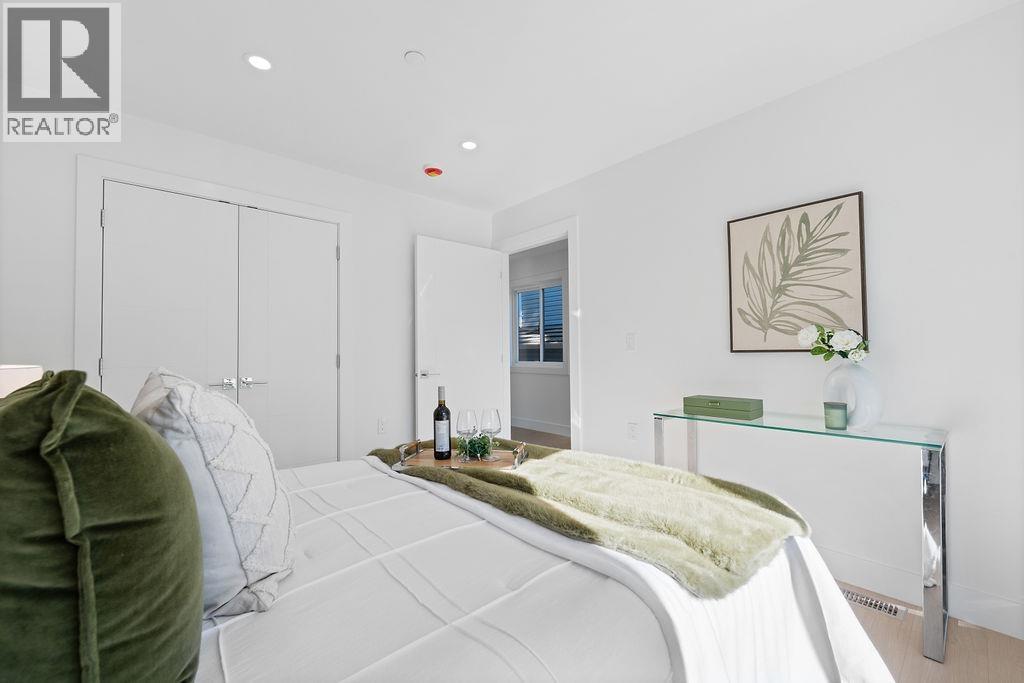 1 2447 E 41st Avenue, Vancouver, British Columbia  V5R 2W2 - Photo 25 - R3084725