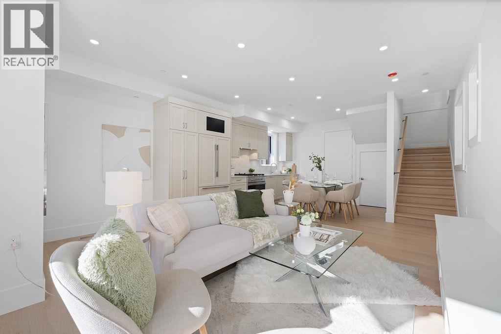 1 2447 E 41st Avenue, Vancouver, British Columbia  V5R 2W2 - Photo 4 - R3084725