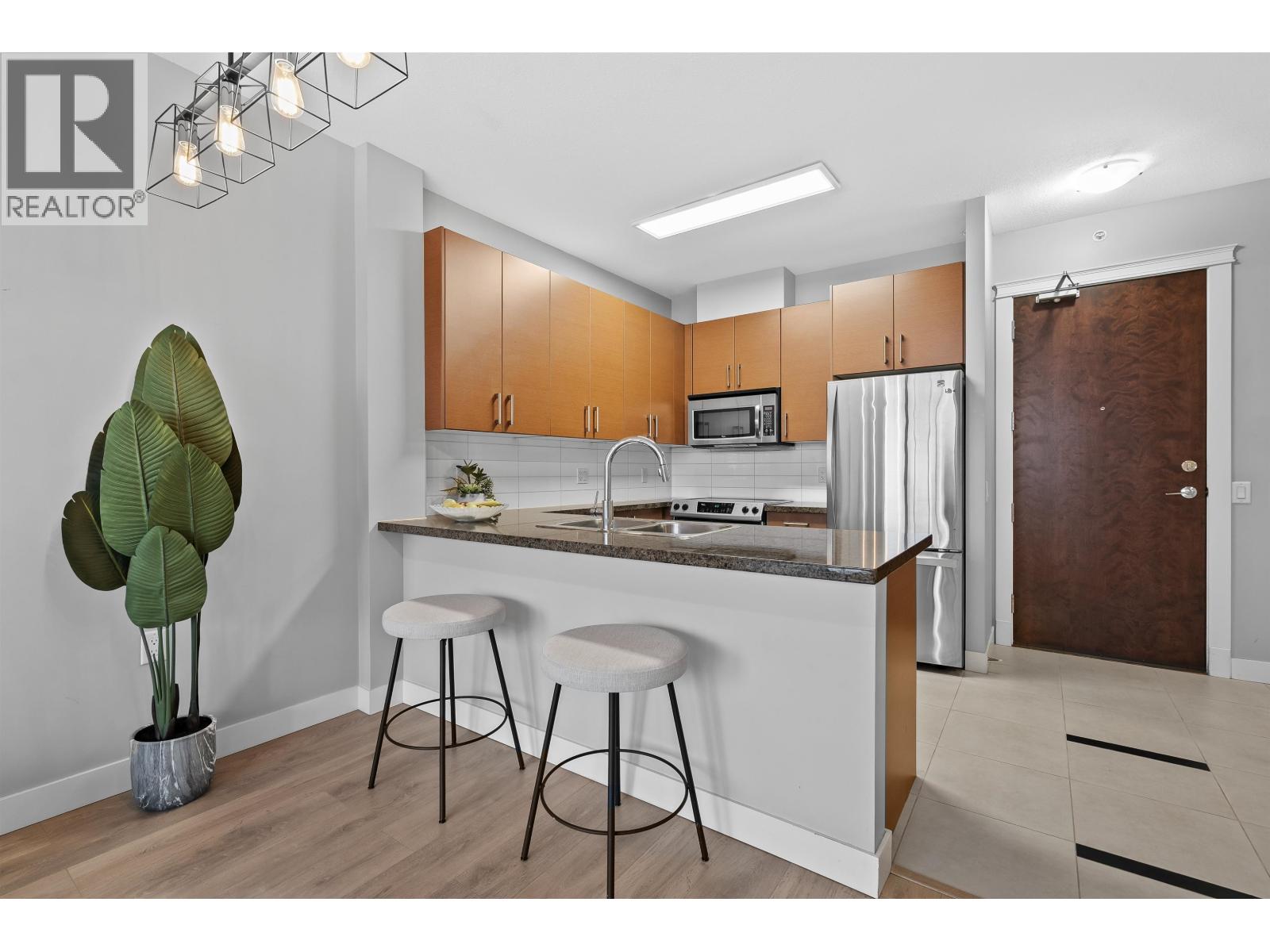 902 4250 Dawson Street, Burnaby, British Columbia  V5C 4B1 - Photo 9 - R3084731