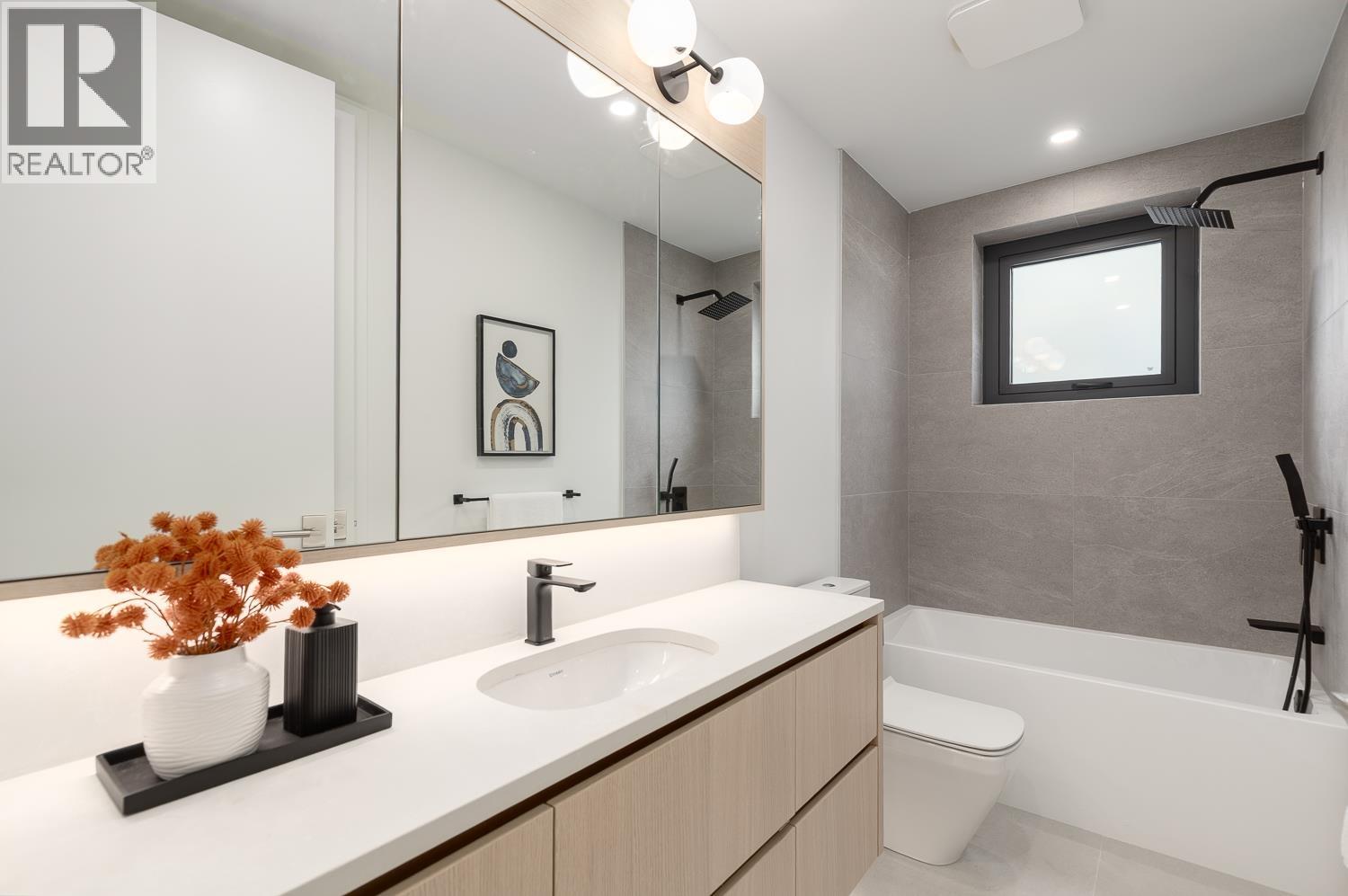 1 3186 W 11th Avenue, Vancouver, British Columbia  V6K 2M7 - Photo 17 - R3084737