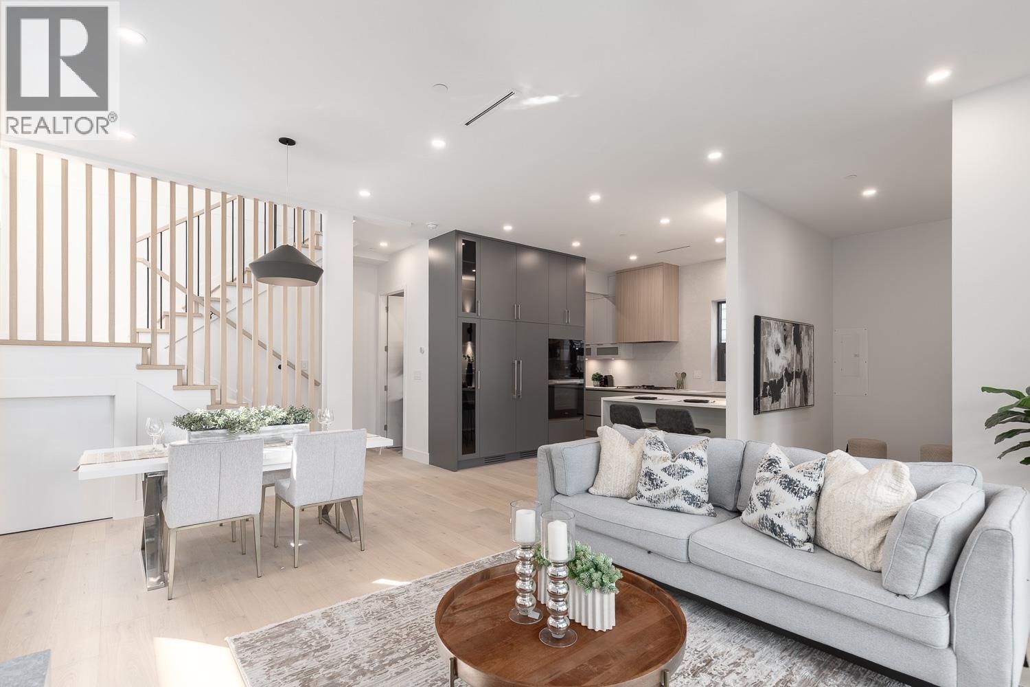 1 3186 W 11th Avenue, Vancouver, British Columbia  V6K 2M7 - Photo 2 - R3084737