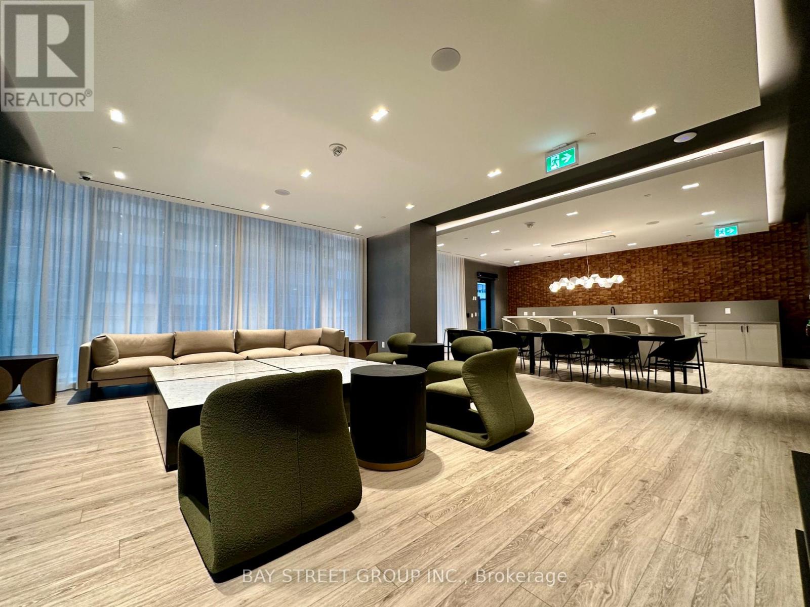 1907 - 65 Broadway Avenue, Toronto, Ontario  M4P 1T9 - Photo 15 - C12740822