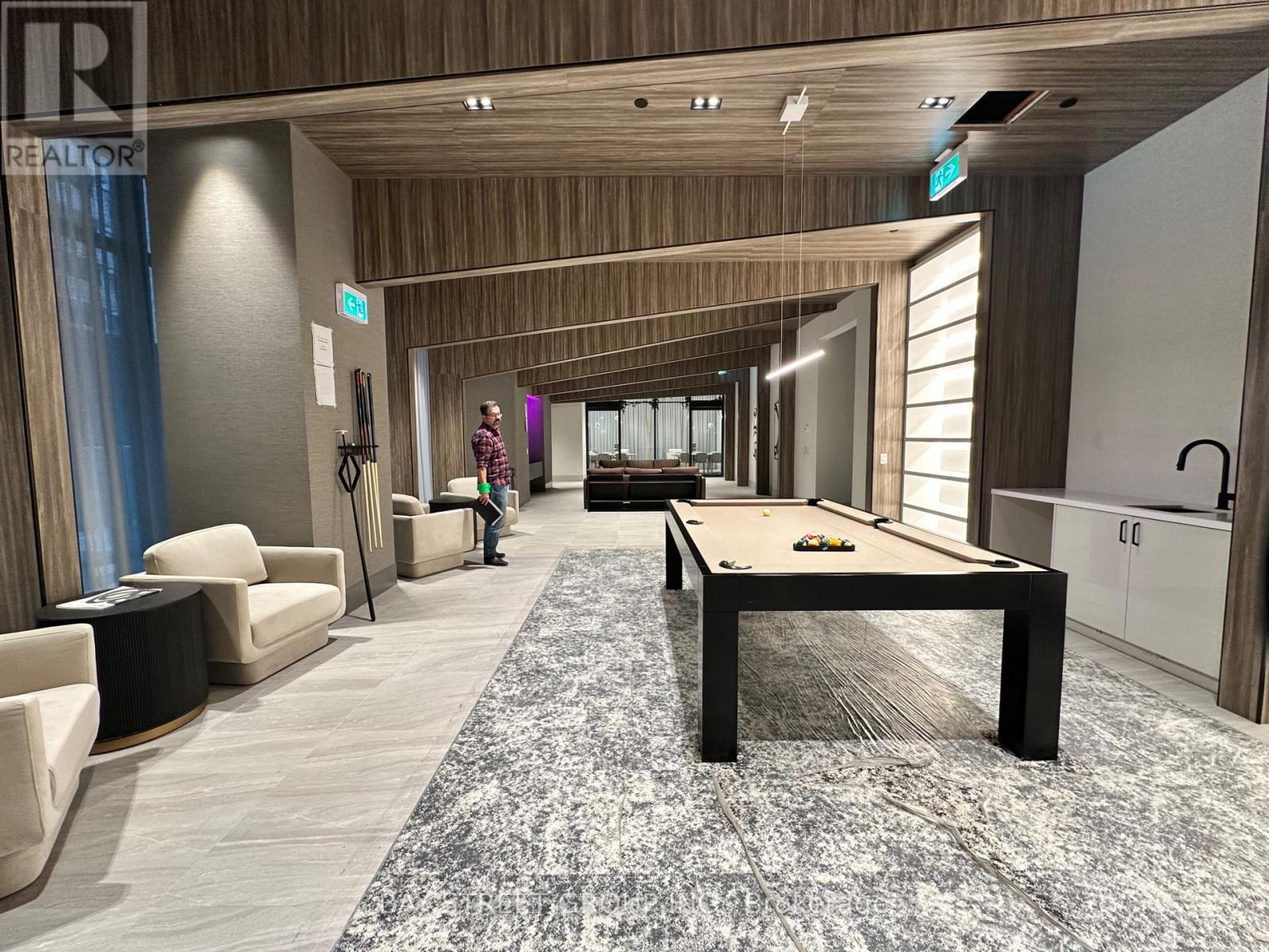 1907 - 65 Broadway Avenue, Toronto, Ontario  M4P 1T9 - Photo 17 - C12740822