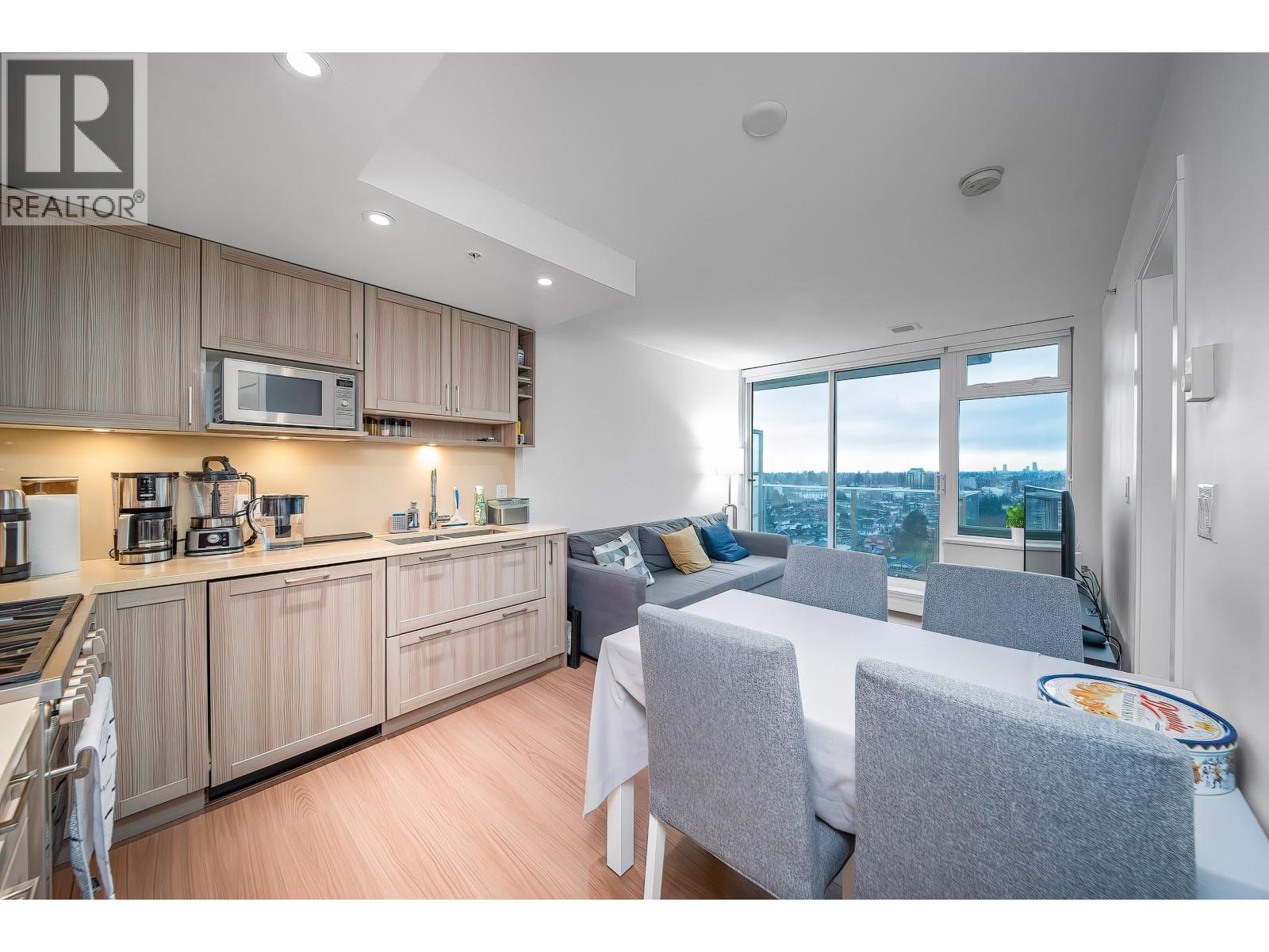 1907 5470 Ormidale Street, Vancouver, British Columbia  V5R 0G6 - Photo 4 - R3084724