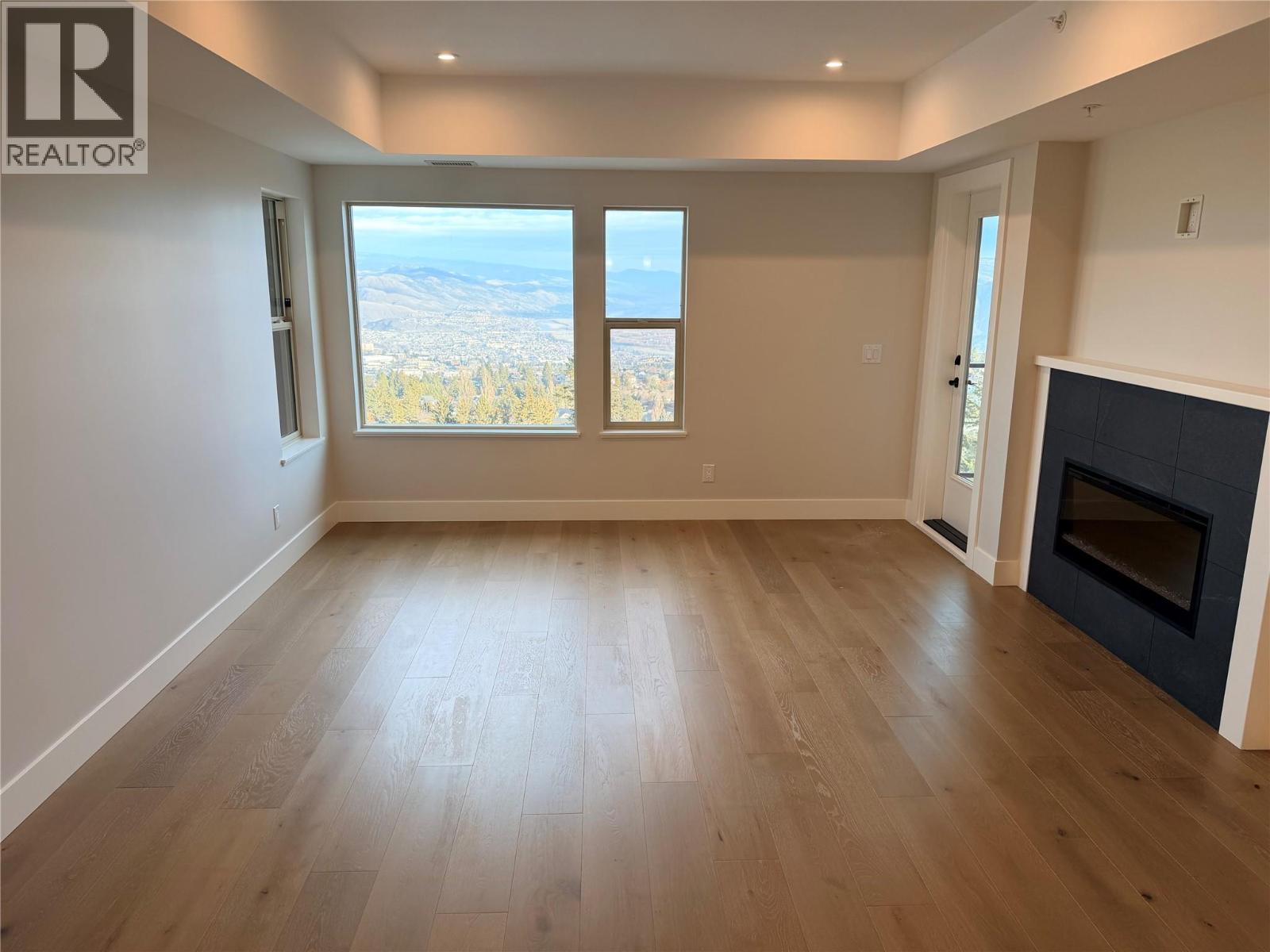 2171 Van Horne Drive Unit# 307, Kamloops, British Columbia  V1S 0E2 - Photo 4 - 10374041