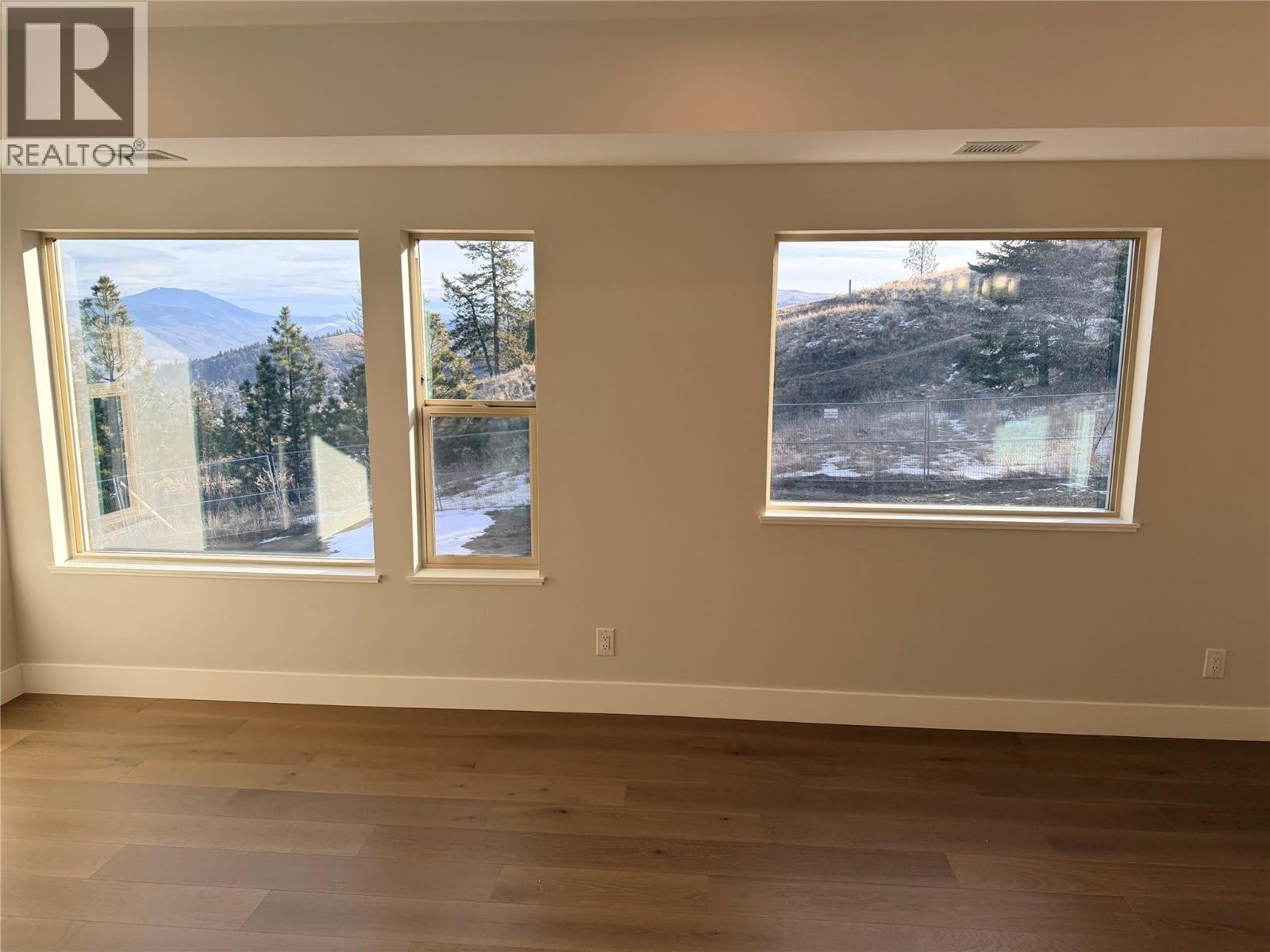 2171 Van Horne Drive Unit# 203, Kamloops, British Columbia  V1S 0E2 - Photo 4 - 10374045