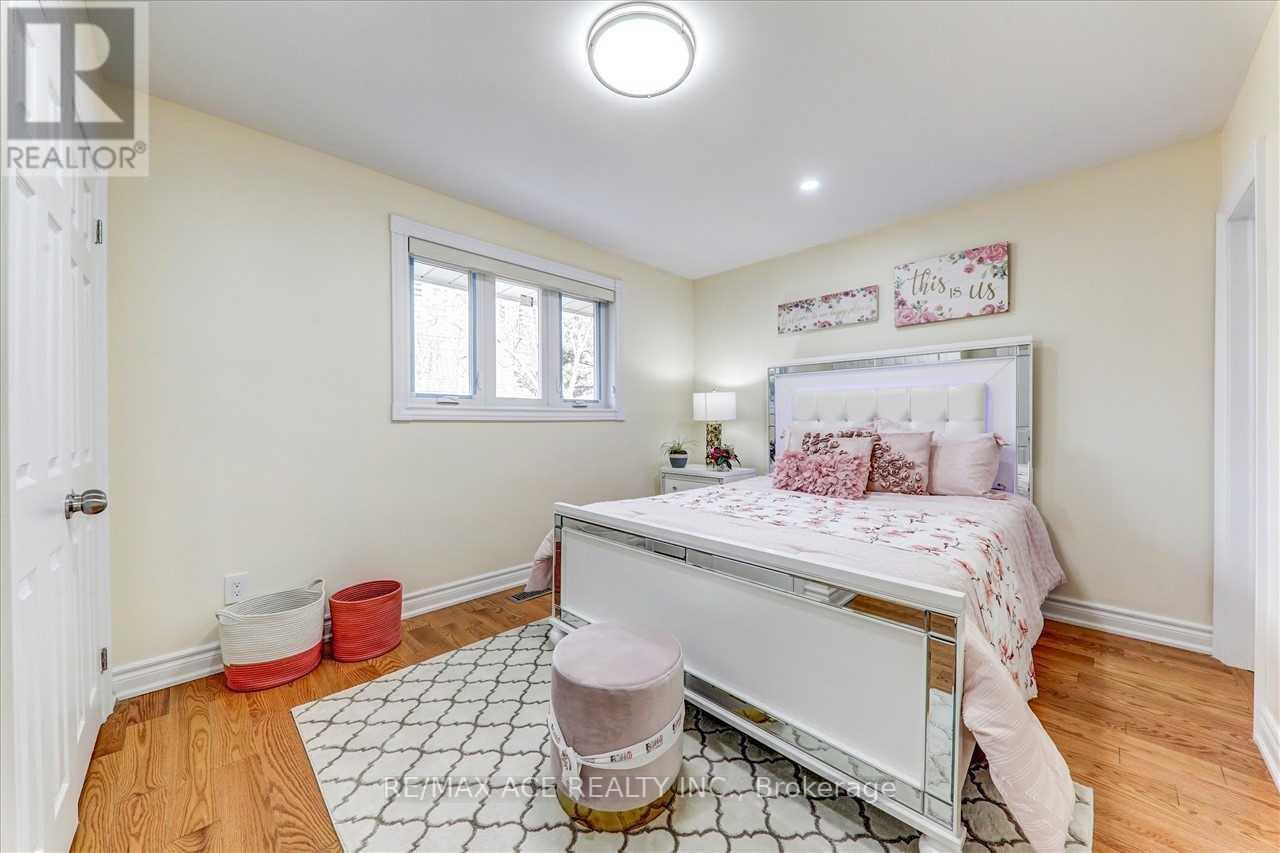 Main - 22 Aspendale Drive, Toronto, Ontario  M1P 4J4 - Photo 15 - E12740810