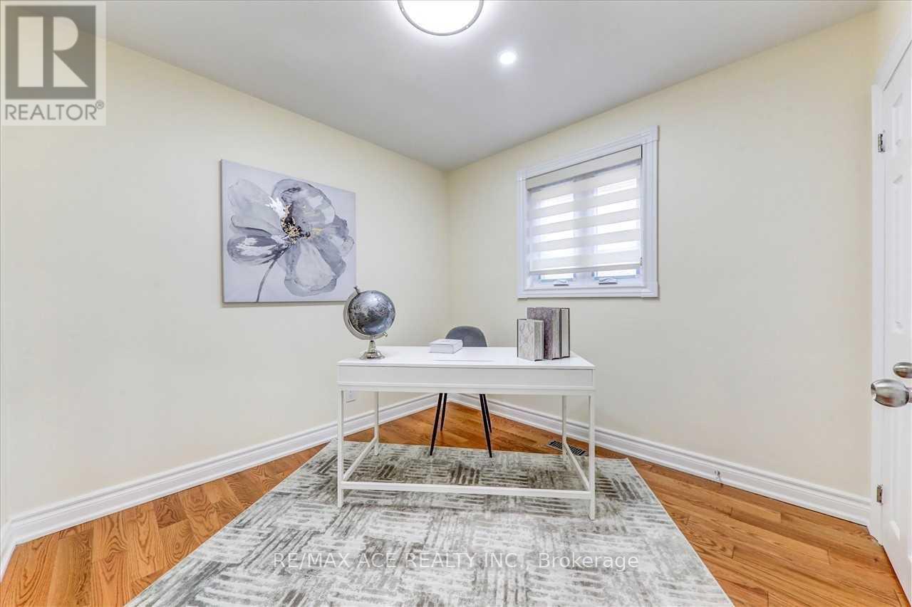 Main - 22 Aspendale Drive, Toronto, Ontario  M1P 4J4 - Photo 18 - E12740810